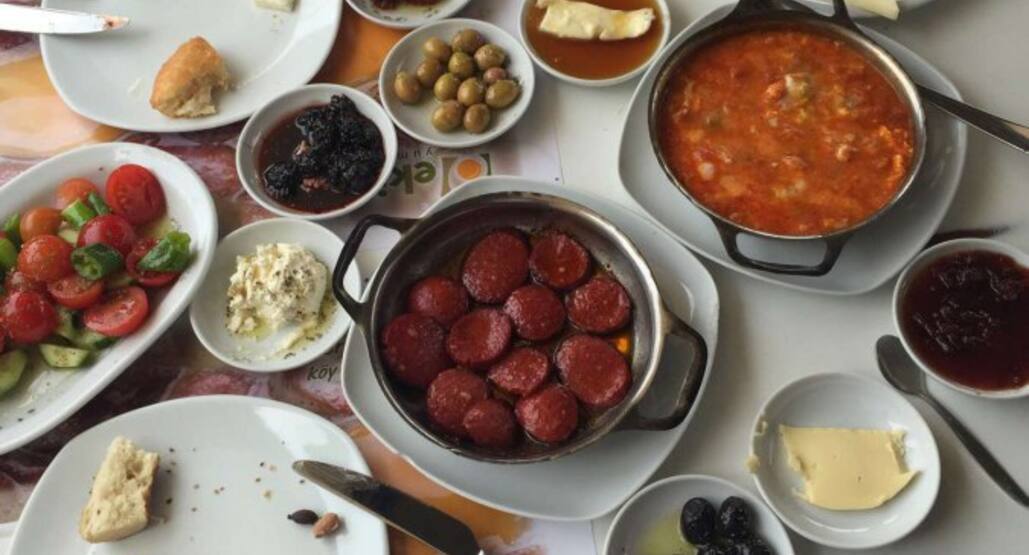 Tuzu Biberi Kahvalti Ve Yemek Evi Alsancak Izmir